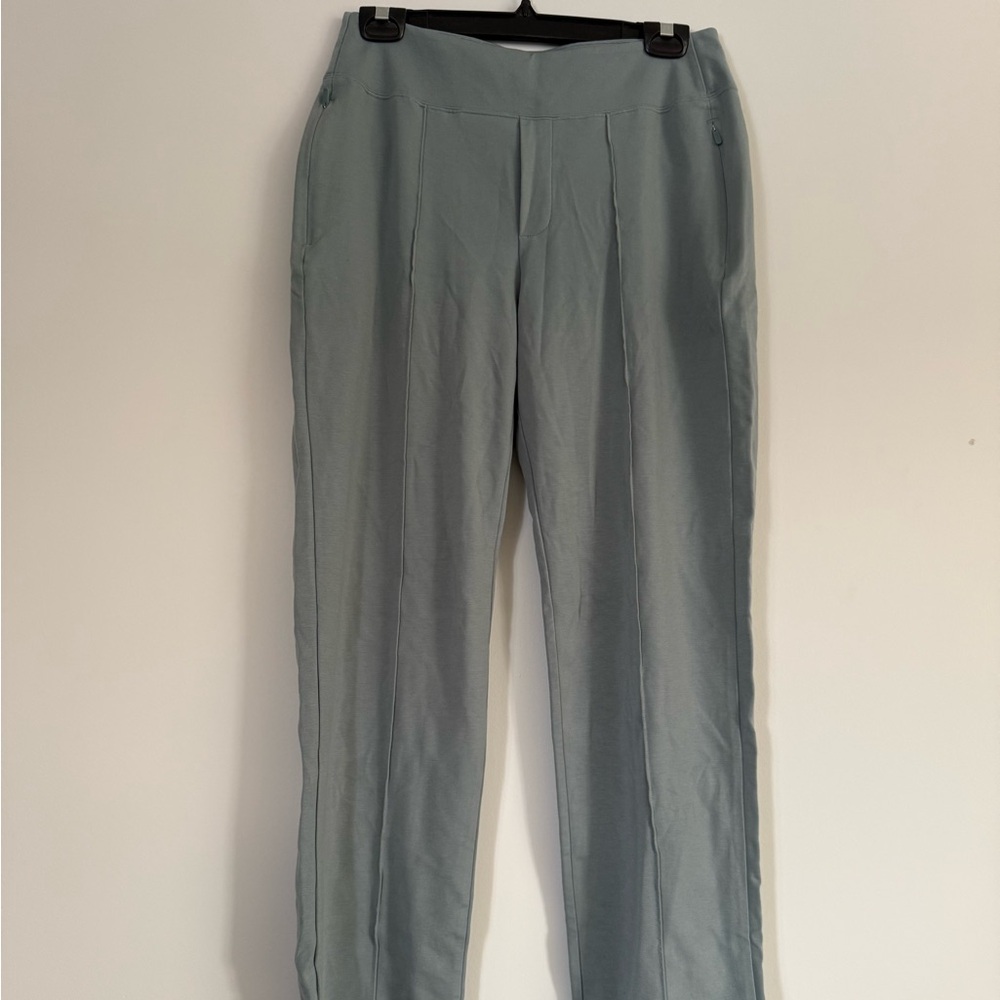 Athleta Eastbound Straight Leg Pants 10